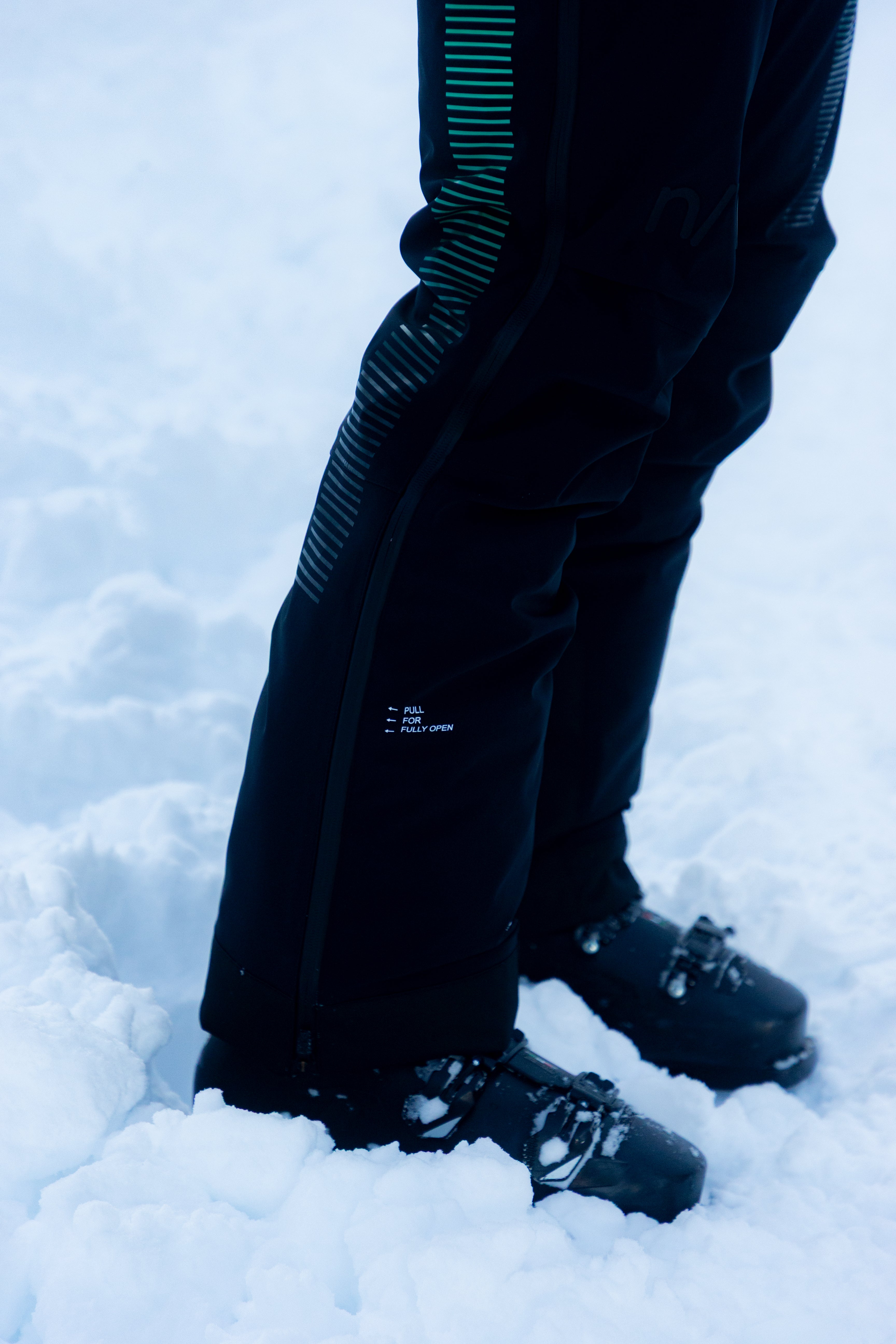 3L INSULATED PANT PROTYPE